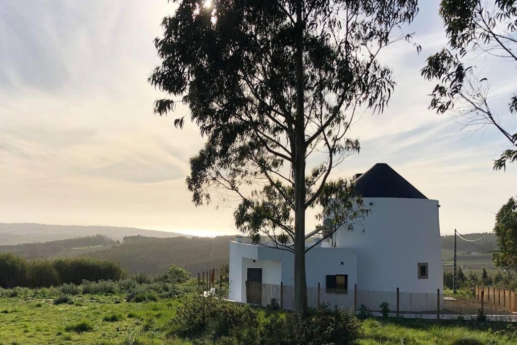 Ferienwohnung O Moinho 98 - A Cozy Getaway By The Coast Lourinhã Exterior foto